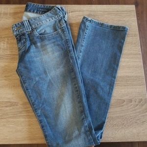 Bootcut Guess Jean's Sz 26, stretchy